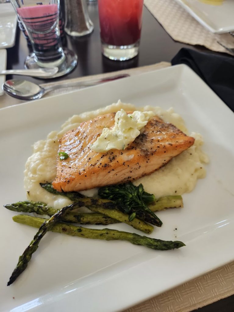 Infusions Bake Shop: Mount Joy Restaurants