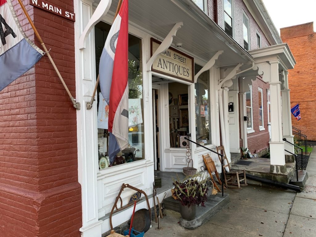 Antique Stores in Strasburg: Main Street Antiques