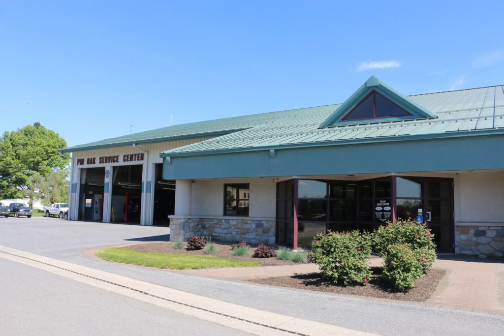 Auto Repair Shops in Manheim: Pin Oak Service Center
