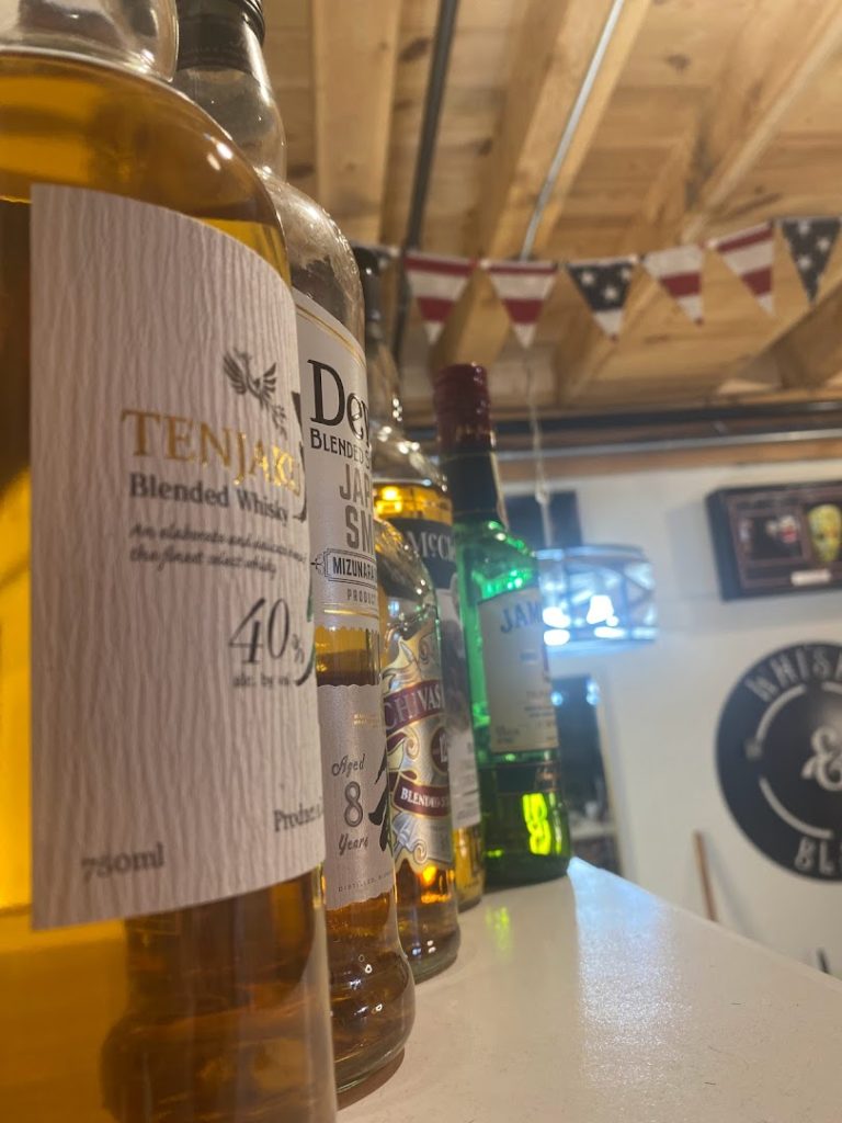 Barber Shops in Lititz: Whisky and blade