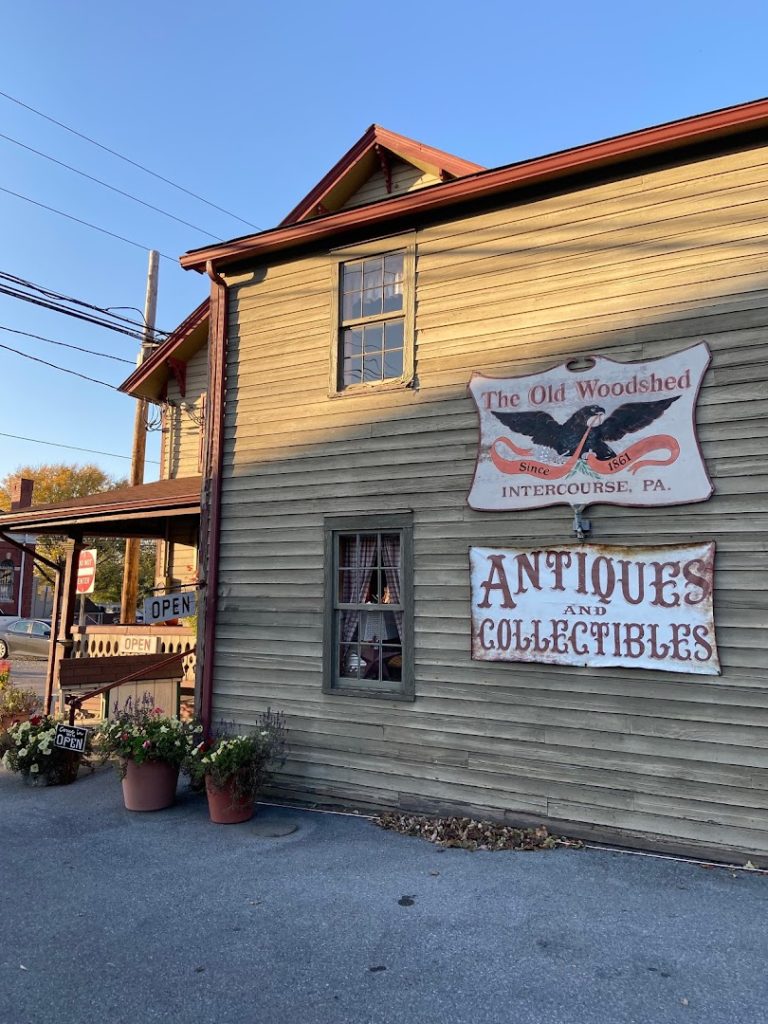The Old Woodshed: Intercourse Gift Shops