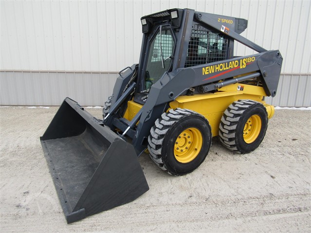 Heavy Equipment Dealers in New Holland: New Holland Skid Loader Parts