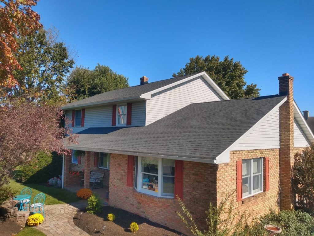 Roofing Contractors in Kinzers: Penn Woods Exteriors