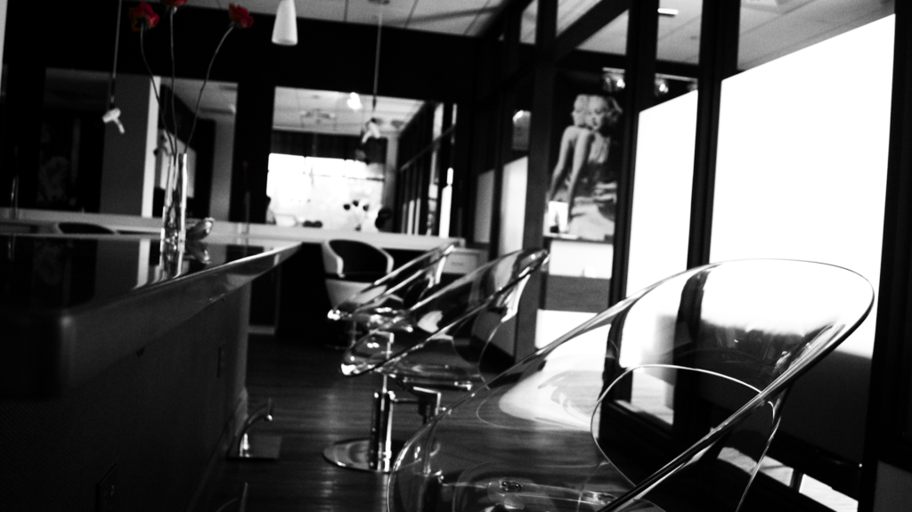 Salons in Lancaster: Cris Jon Salon