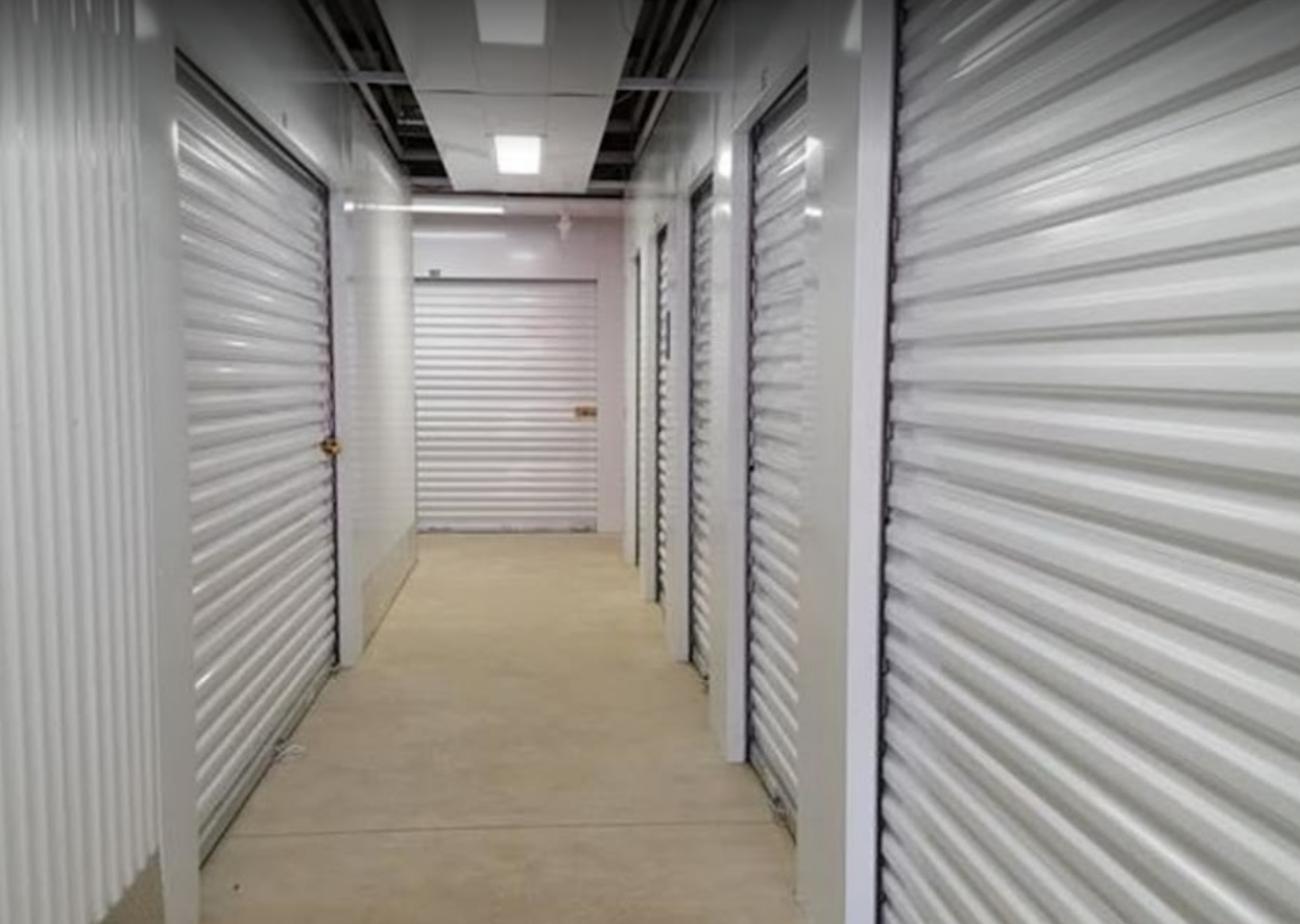 Self-Storage Facilities in Mount Joy: West Main Storage - Mount Joy