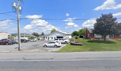 Used Car Dealers in New Holland: LESTER REIFF USED CARS