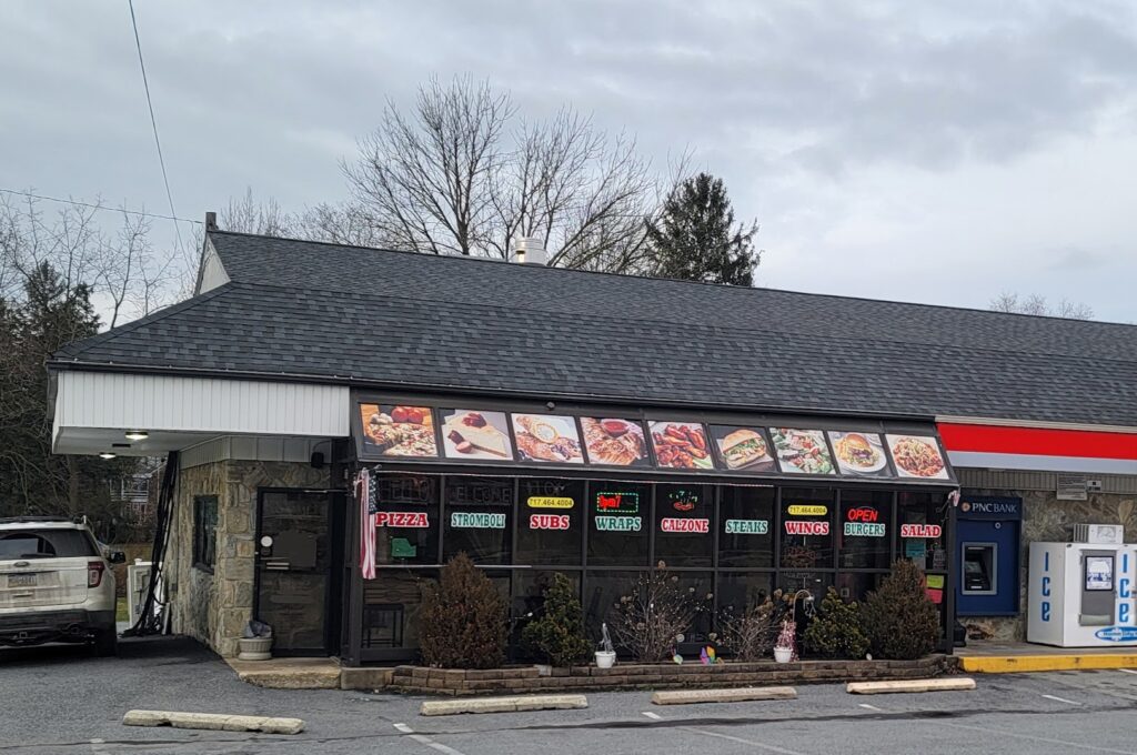 A Slice of Brooklyn Pizzeria: Lancaster Restaurants