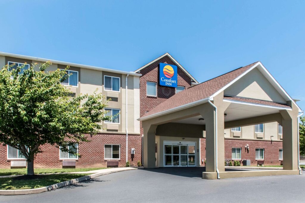 Comfort Inn Lancaster County: Columbia Hotels