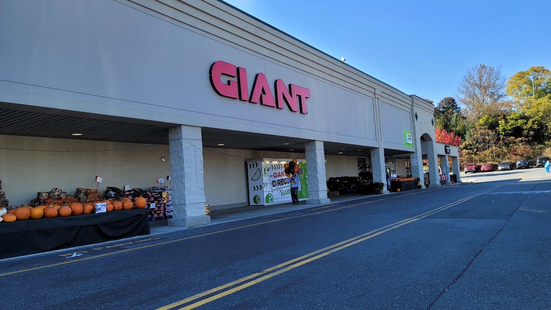 GIANT: Elizabethtown Campgrounds