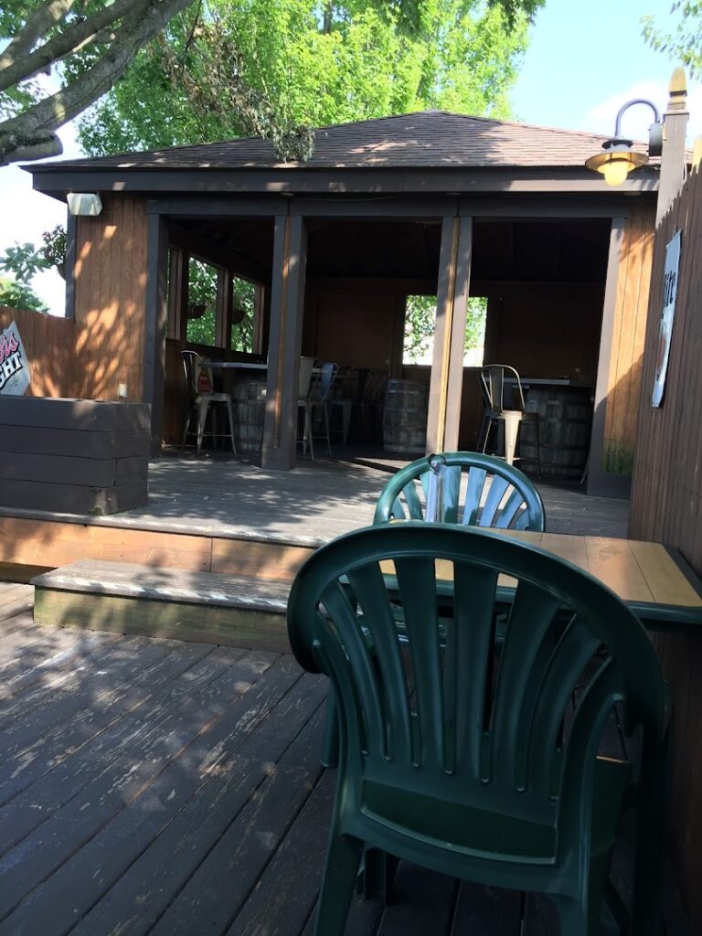 Hennigan's Restaurant And Bar: Mount Joy Restaurants