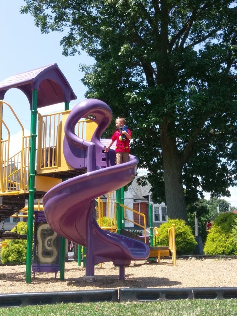 Janson Park: Columbia Parks