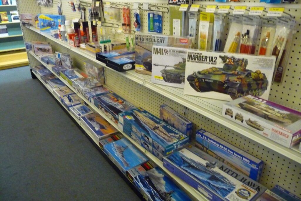 The Pilot Shop: Lititz Gift Shops