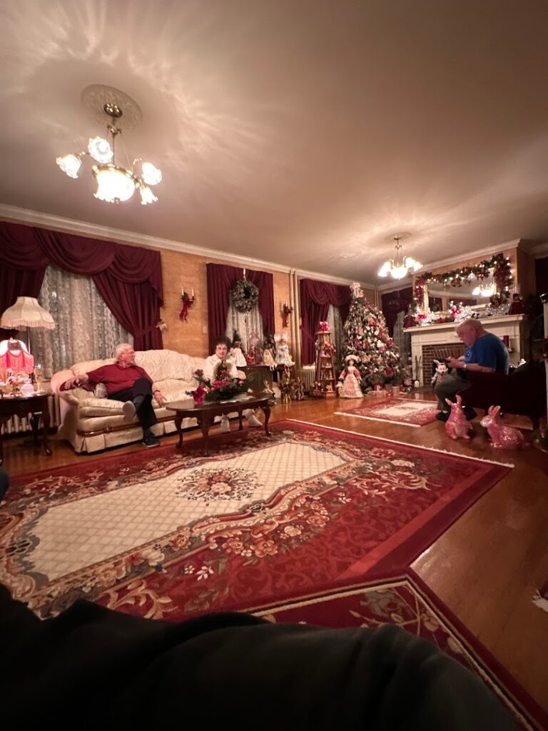 Victorian Rose: Mount Joy Bed & Breakfasts