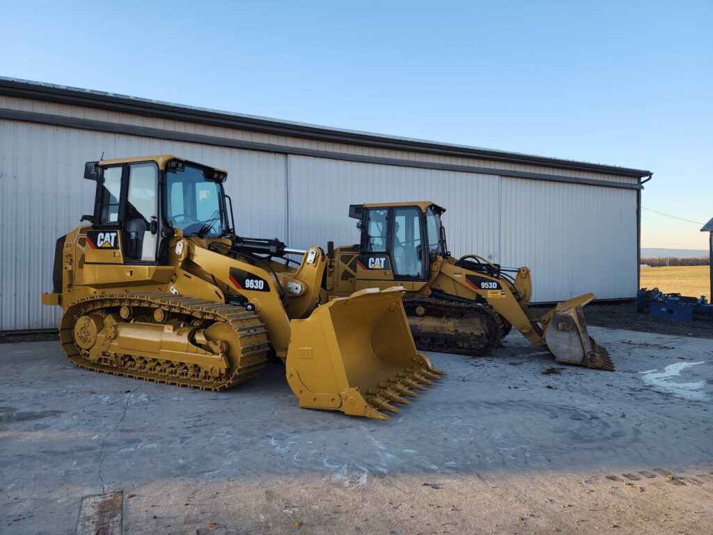 Quality Rentals & Equipment Cat Loaders