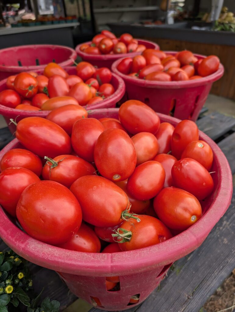 Cedar Side Farm Market 10